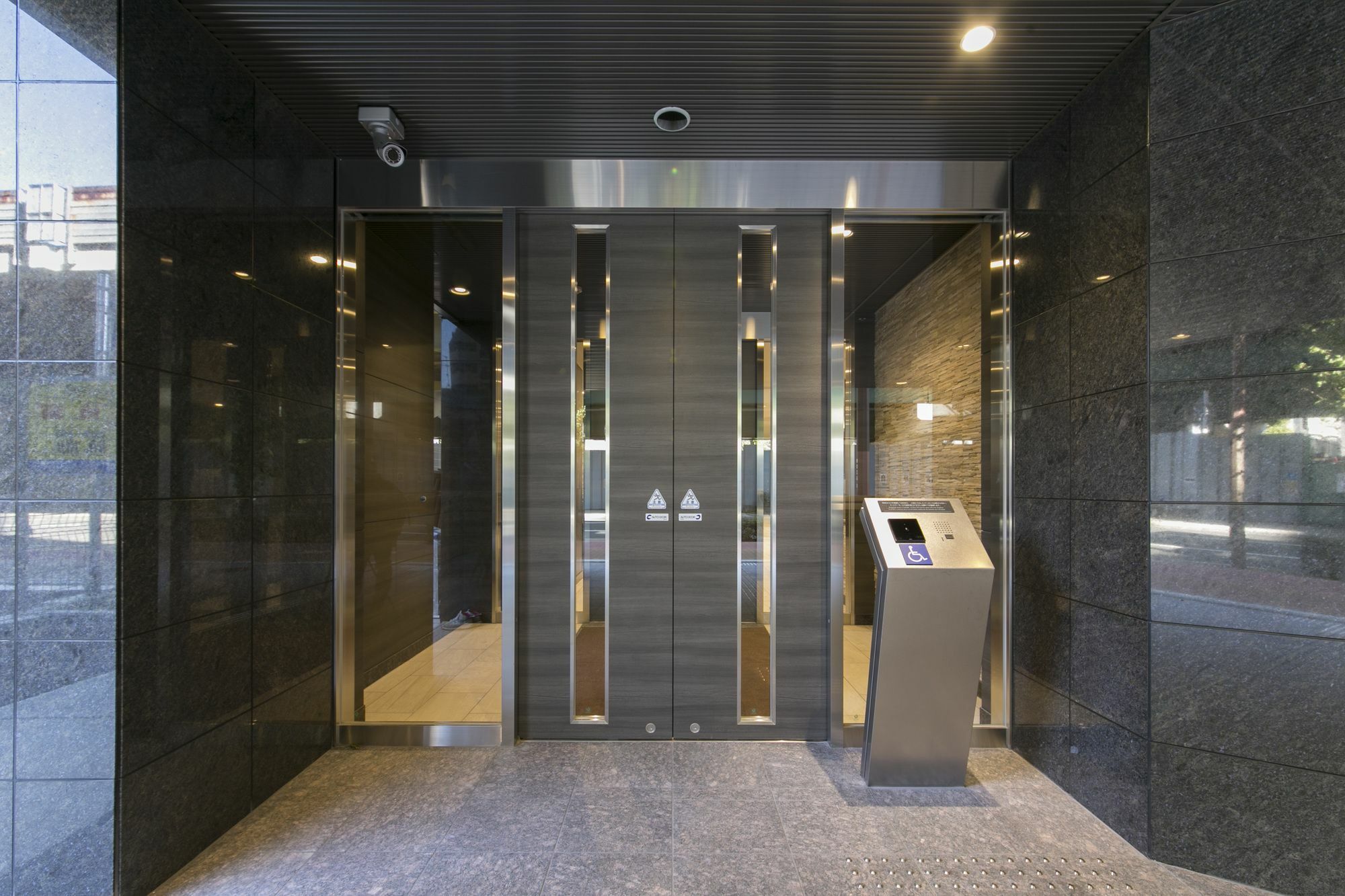 Washington R&B Hotel Shin Osaka Kitaguchi Экстерьер фото